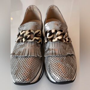 NWOT Softwaves Cadie Metallic Leather Slip-On Platform Sneakers Size 38 1/2